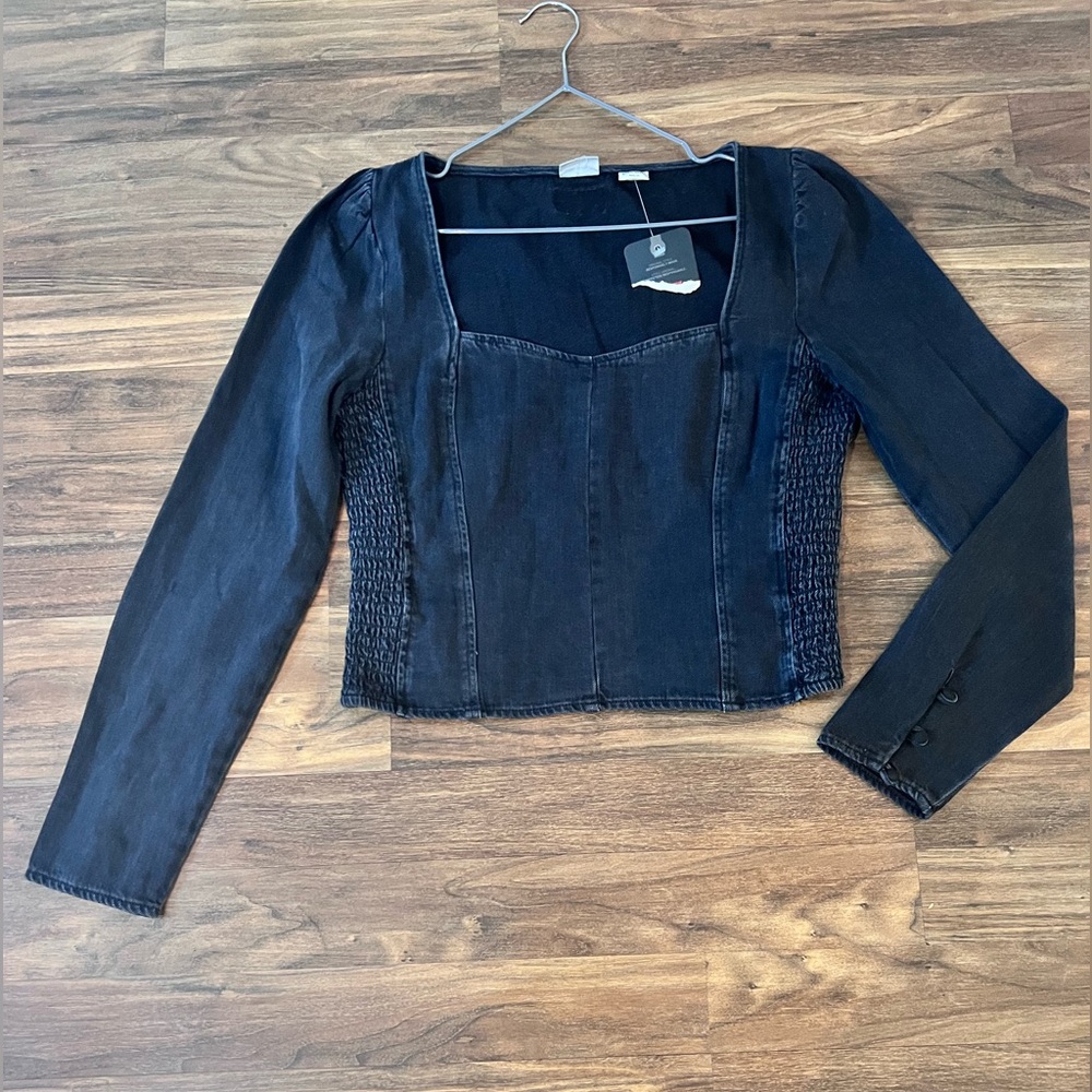 Levi's Black Long Sleeve Crop Top